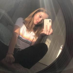 Meet your Posher, Madeline